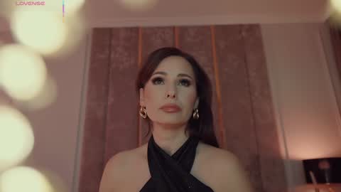        online show from 24, 10, 2025