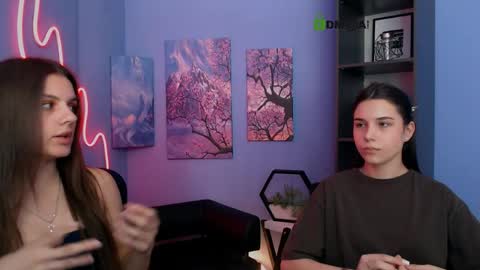 Snapshot of milamiuuu chatting on 2, 6, 2026 milamiuuu online show from 2, 6, 2026