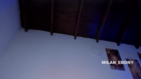Snapshot of milan_ebony chatting on 8, 1, 2025 Milan online show from 8, 1, 2025