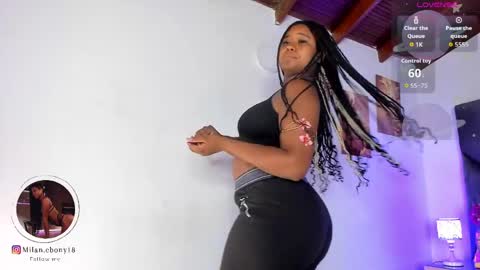 Snapshot of milan_ebony chatting on 8, 5, 2026 Milan online show from 8, 5, 2026