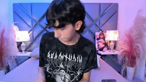 Snapshot of milan_lewiss chatting on 15, 4, 2026 milan_lewiss online show from 15, 4, 2026