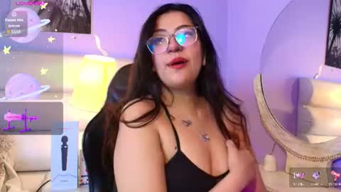 Snapshot of milan_sweetie chatting on 19, 6, 2026 milan_sweetie online show from 19, 6, 2026
