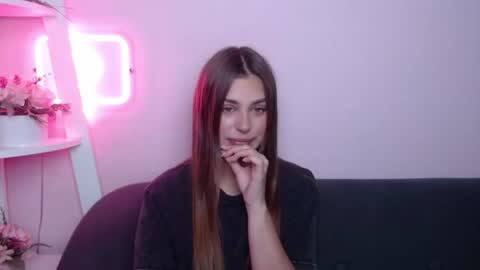 Snapshot of milanaangelas chatting on 18, 7, 2026 milanaangelas online show from 18, 7, 2026