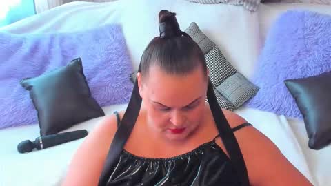 Lana online show from 16, 9, 2025