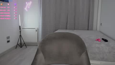 Snapshot of milanacamgirl chatting on 17, 4, 2026 Milana online show from 17, 4, 2026