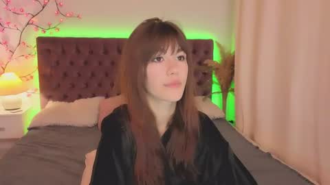 Snapshot of milanahottss chatting on 15, 6, 2026 Milana online show from 15, 6, 2026