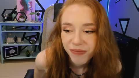 Snapshot of milasiren chatting on 18, 5, 2026 Mila online show from 18, 5, 2026