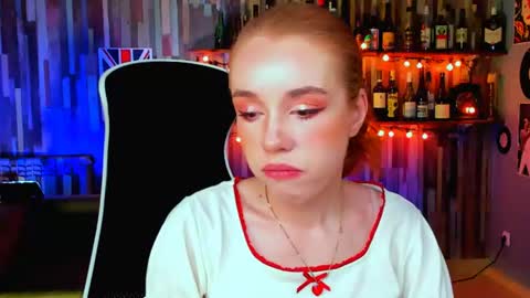 Snapshot of milasiren chatting on 15, 6, 2026 Mila online show from 15, 6, 2026