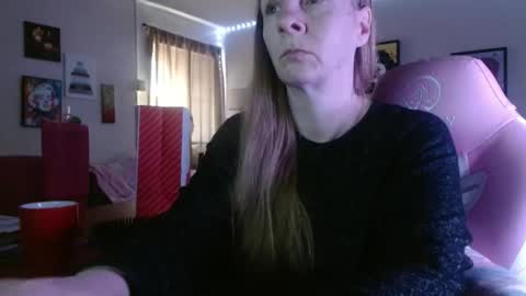 Mila online show from 23, 2, 2026