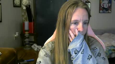 Snapshot of milastoned chatting on 5, 5, 2026 Mila online show from 5, 5, 2026