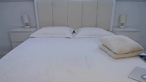 Milena online show from 6, 11, 2025