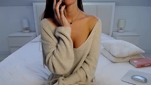 Snapshot of milena29 chatting on 16, 3, 2026 Milena online show from 16, 3, 2026