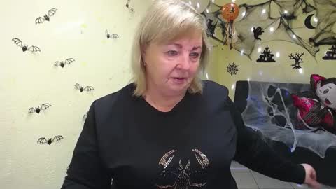 Milena online show from 19, 10, 2025