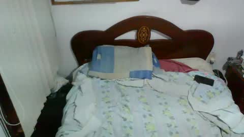 Snapshot of mileslennon chatting on 21, 2, 2026 mileslennon online show from 21, 2, 2026