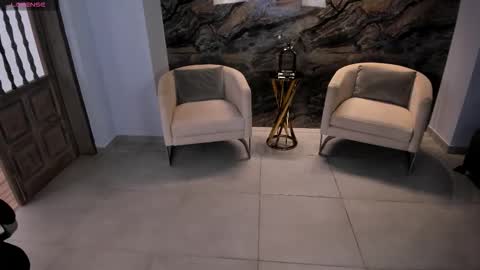 Miley Cruz  IG miley model23 online show from 2, 10, 2025