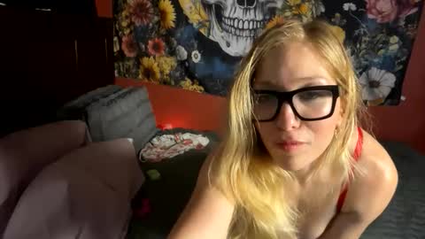 milf4everjenna online show from 20, 2, 2026