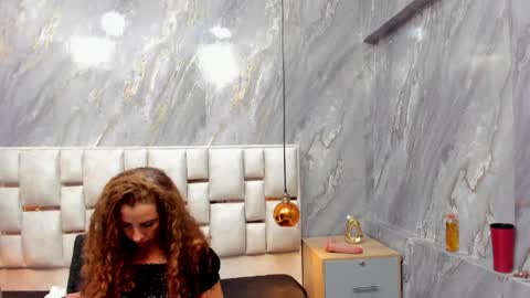 Lili  online show from 11, 5, 2026