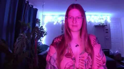 Milf Tara36 online show from 28, 2, 2026