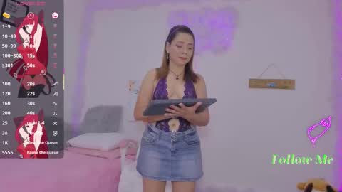 Aura  online show from 28, 11, 2025