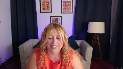 Snapshot of milfarlet chatting on 22, 4, 2026 Arlet online show from 22, 4, 2026