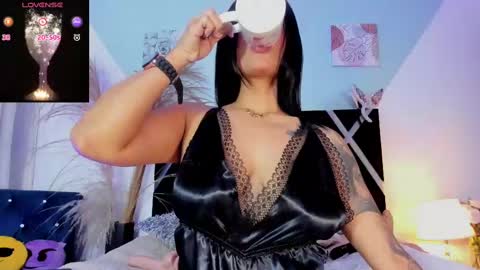 Emily Matel online show from 24, 2, 2025