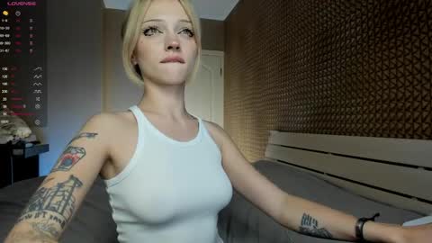 Snapshot of milinamarvelous chatting on 24, 5, 2026 Mila 3 aka Deepthroat World Champion online show from 24, 5, 2026
