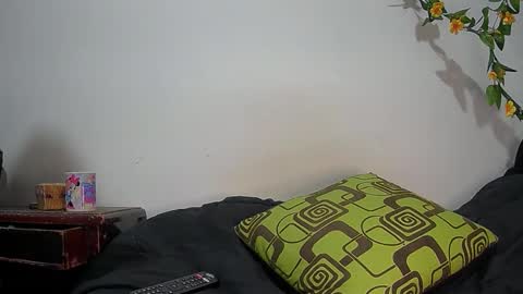 Snapshot of militoveruss2 chatting on 2, 3, 2026 militoveruss2 online show from 2, 3, 2026