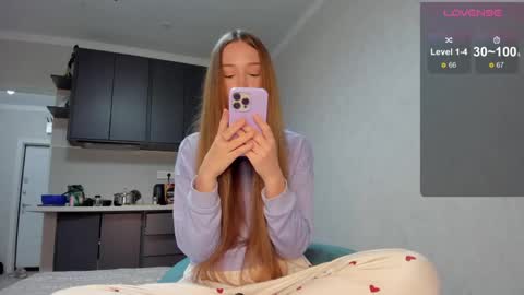 Snapshot of milkaeliza1 chatting on 23, 5, 2026 MilkaLiza online show from 23, 5, 2026