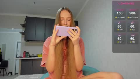 Snapshot of milkaeliza1 chatting on 29, 5, 2026 MilkaLiza online show from 29, 5, 2026