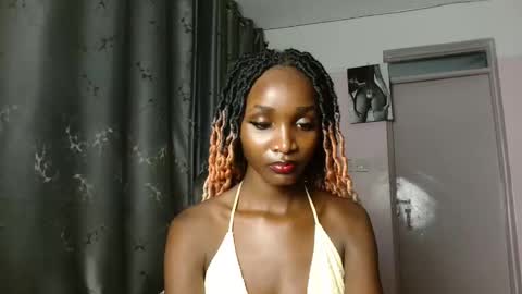 Snapshot of milkmint_ chatting on 15, 2, 2026 Softluxe online show from 15, 2, 2026