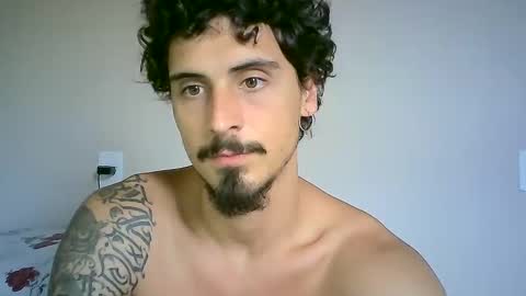 Snapshot of milkoffee chatting on 8, 1, 2025 milkoffee online show from 8, 1, 2025