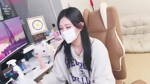 Snapshot of milksola chatting on 12, 5, 2026 milksola online show from 12, 5, 2026