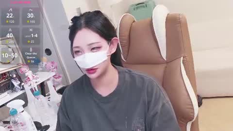 Snapshot of milksola chatting on 21, 6, 2026 milksola online show from 21, 6, 2026