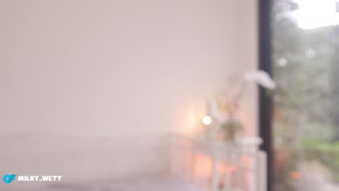 milky_0 online show from 22, 3, 2026