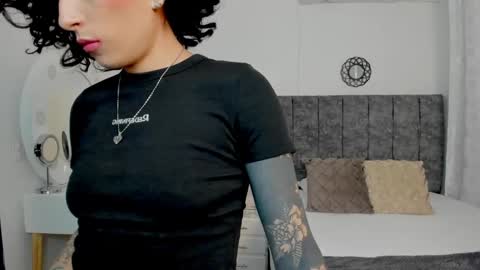 Snapshot of milla_pixxie chatting on 9, 3, 2025 Milagros online show from 9, 3, 2025