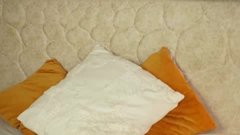 MillaBliss online show from 14, 4, 2026