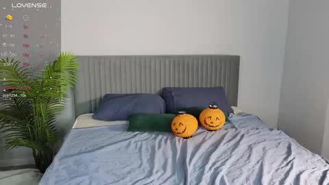 Hello  Im Mila online show from 14, 11, 2025