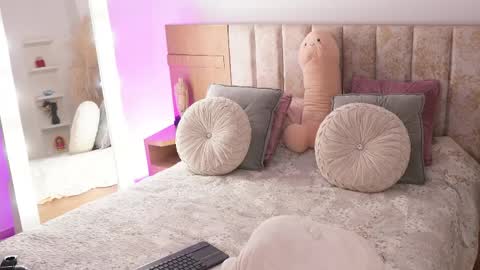 Snapshot of millarousse1 chatting on 8, 4, 2026 erika rf99 online show from 8, 4, 2026