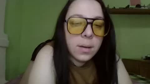 Snapshot of millasourety chatting on 5, 2, 2026 MillaSourety online show from 5, 2, 2026
