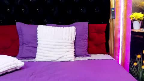 Snapshot of millavixen chatting on 19, 7, 2026 MillaVixen online show from 19, 7, 2026