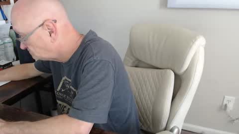 millenium0129 online show from 17, 11, 2025