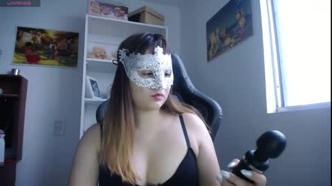 Snapshot of milleynoface chatting on 5, 4, 2026 milleynoface online show from 5, 4, 2026