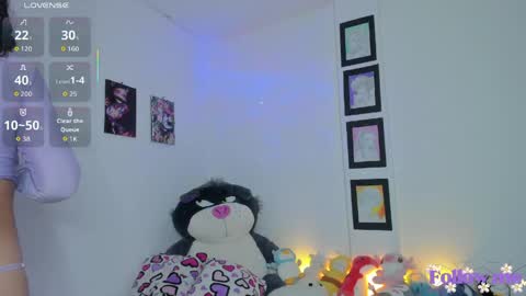 Snapshot of millie_lamar chatting on 23, 4, 2026 online show from 23, 4, 2026