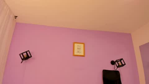 Snapshot of milliesummer chatting on 9, 4, 2026 Millie online show from 9, 4, 2026
