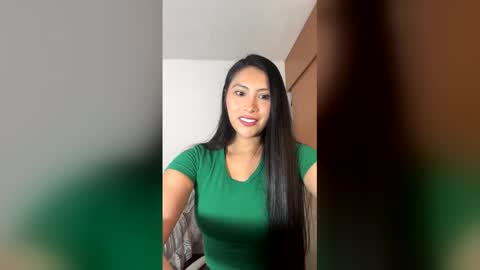 Snapshot of milly__taylorrr07 chatting on 17, 5, 2026 milly__taylorrr07 online show from 17, 5, 2026