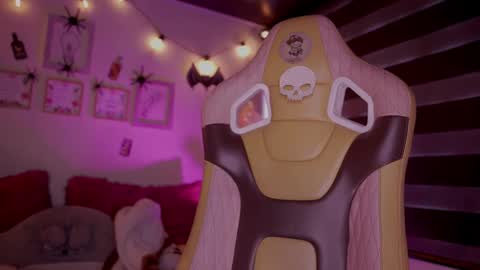 MILLY online show from 25, 10, 2025