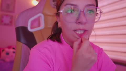 Snapshot of milly_kenner chatting on 9, 6, 2026 MILLY online show from 9, 6, 2026
