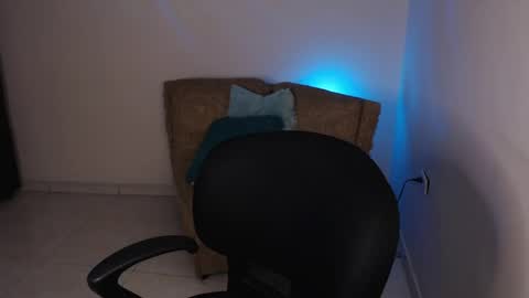 Emily  online show from 18, 5, 2026