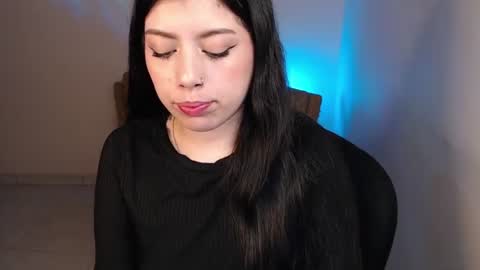 Snapshot of millyx_ chatting on 25, 7, 2026 Emily online show from 25, 7, 2026