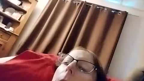 Snapshot of miloanj chatting on 6, 5, 2026 miloanj online show from 6, 5, 2026